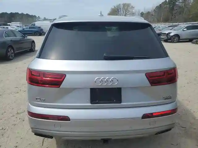 WA1LAAF73HD056615 2017 AUDI Q7-5