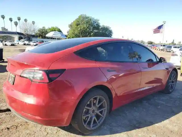 5YJ3E1EA4PF449134 2023 TESLA MODEL 3-2