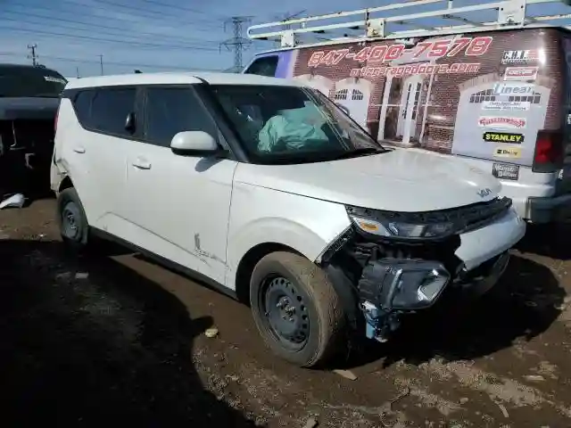KNDJ23AU1N7171503 2022 KIA SOUL-3