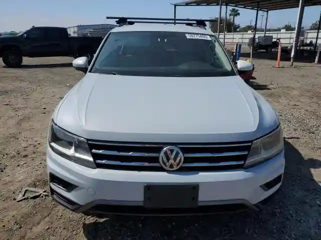 3VV3B7AX1JM087029 2018 VOLKSWAGEN TIGUAN-4