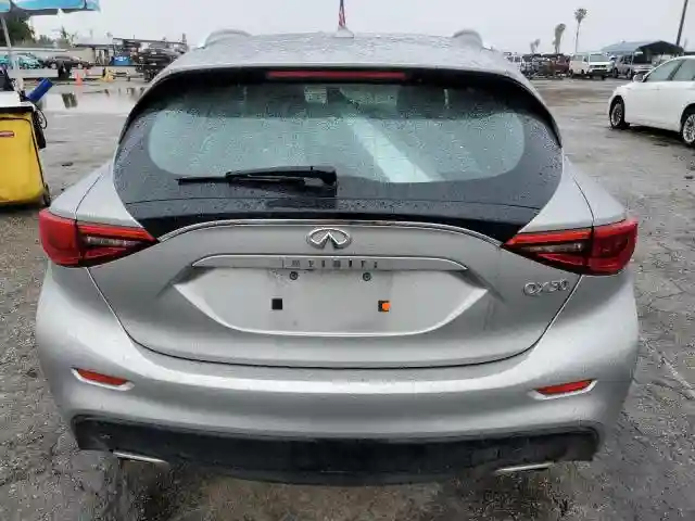 SJKCH5CP4KA011380 2019 INFINITI QX30-5
