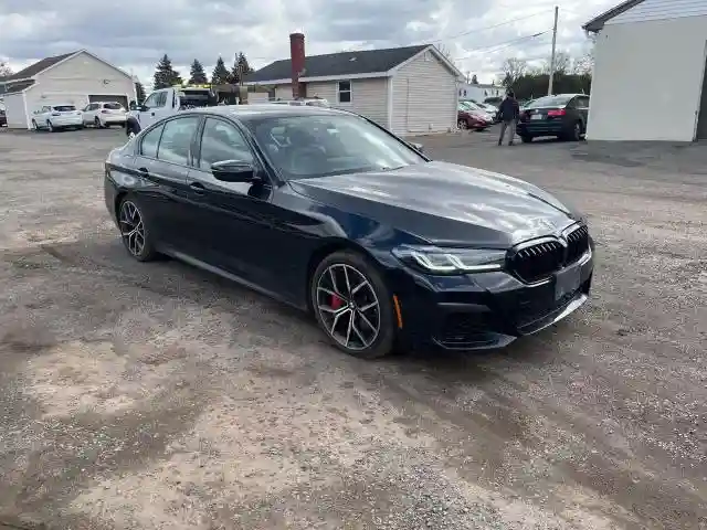 WBA73BJ06PWX86780 2023 BMW 5 SERIES-3