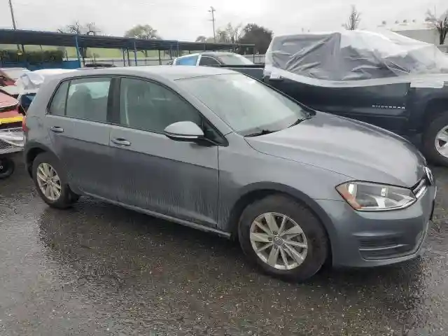 3VW217AU8HM070108 2017 VOLKSWAGEN GOLF-3