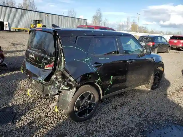 KNDJ33AU3R7899682 2024 KIA SOUL-2