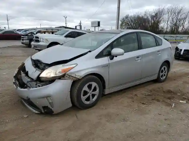JTDKN3DU0F0466965 2015 TOYOTA PRIUS-0