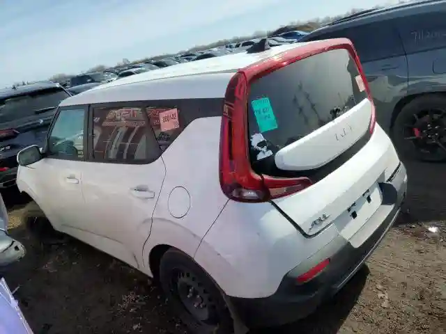KNDJ23AU1N7171503 2022 KIA SOUL-1