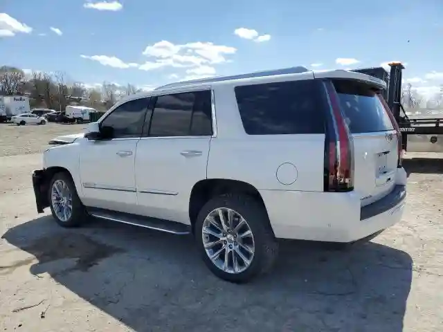 1GYS4BKJ4HR396515 2017 CADILLAC ESCALADE-1