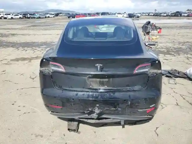 5YJ3E1EA0JF036313 2018 TESLA MODEL 3-5