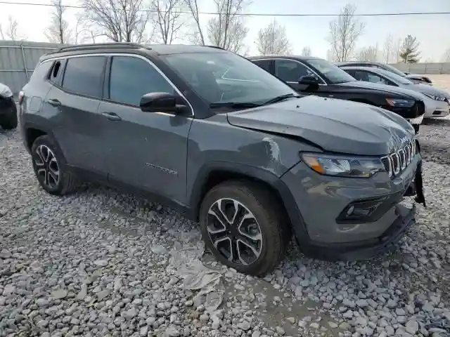 3C4NJDCN9PT558315 2023 JEEP COMPASS-3
