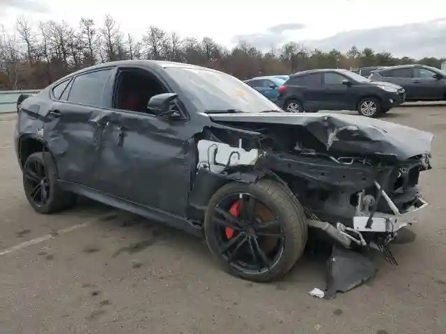 5YMKW8C53J0Y74820 2018 BMW X6-3