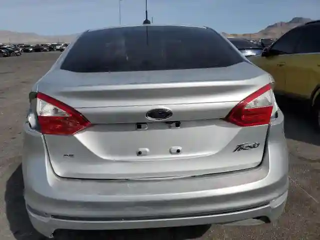 3FADP4BJ3JM110152 2018 FORD FIESTA-5