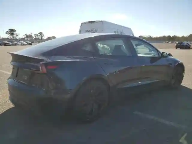 5YJ3E1ET3RF870749 2024 TESLA MODEL 3-2