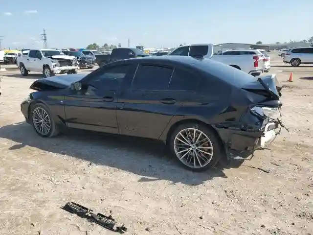 WBAJA5C59JWA39626 2018 BMW 5 SERIES-1