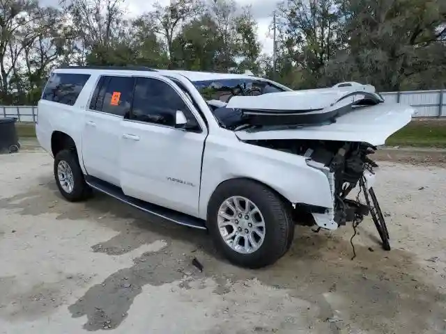 1GKS2GKC6LR206785 2020 GMC YUKON-3