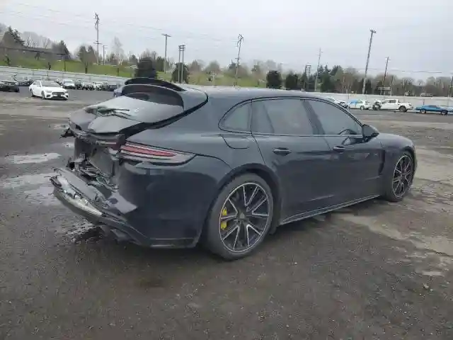 WP0CF2A74JL195989 2018 PORSCHE PANAMERA-2