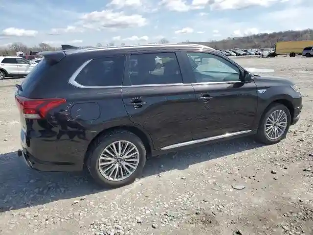 JA4J24A56LZ029500 2020 MITSUBISHI OUTLANDER-2