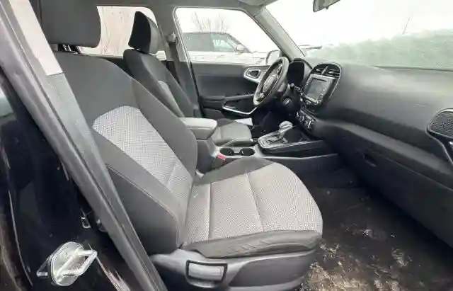 KNDJ23AU5M7148630 2021 KIA SOUL-4