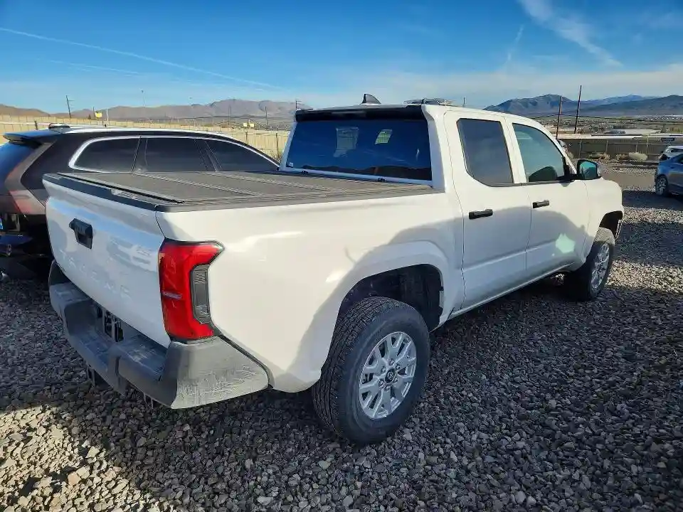 3TYLD5KN4ST013331 2025 TOYOTA TACOMA-2
