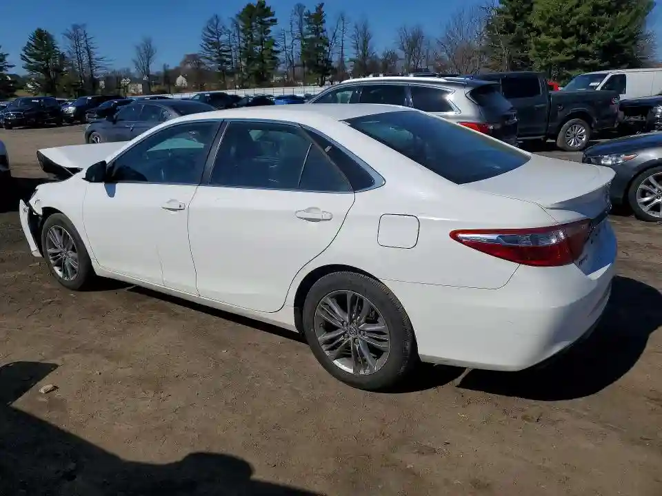 4T1BF1FK2GU137459 2016 TOYOTA CAMRY-1