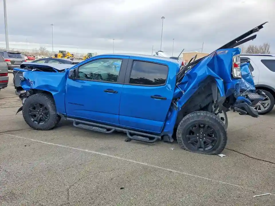 1GCGTDEN0N1307350 2022 CHEVROLET COLORADO-1