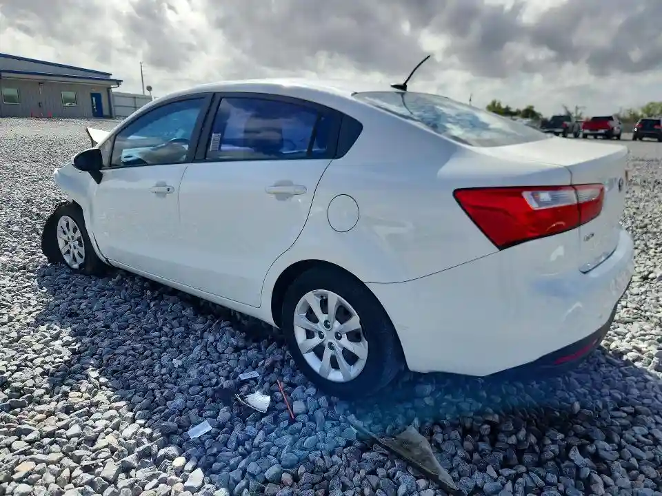 KNADM4A3XF6442986 2015 KIA RIO-2