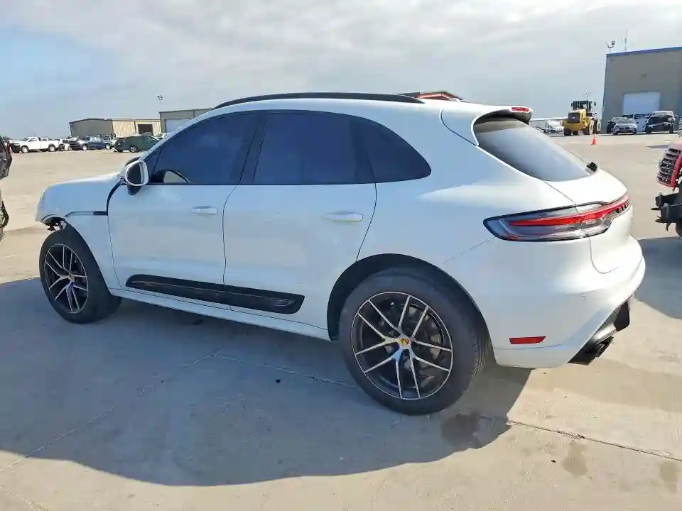 WP1AA2A53RLB10316 2024 PORSCHE MACAN-1