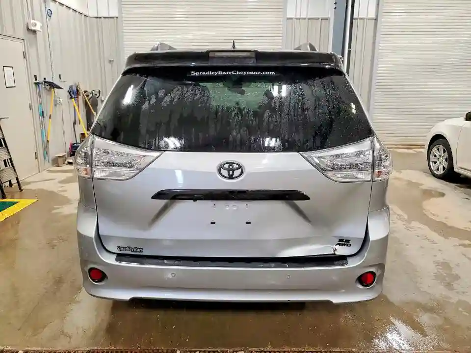 5TDEZ3DC8LS232753 2020 TOYOTA SIENNA-5
