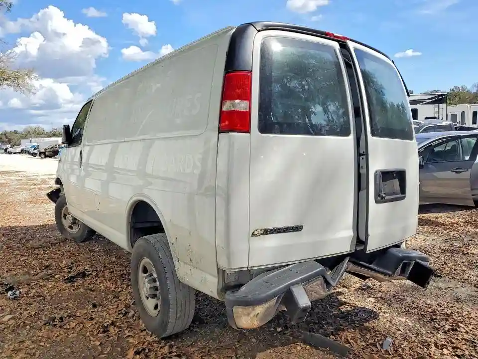 1GCWGAF74N1195134 2022 CHEVROLET EXPRESS-1