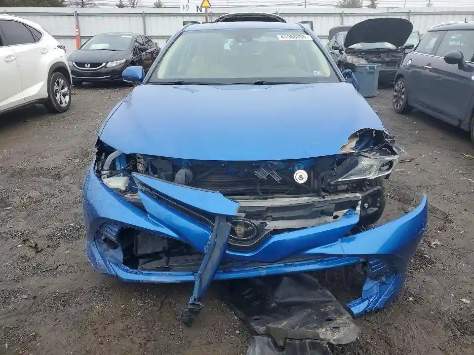 4T1B11HK8KU246979 2019 TOYOTA CAMRY-4