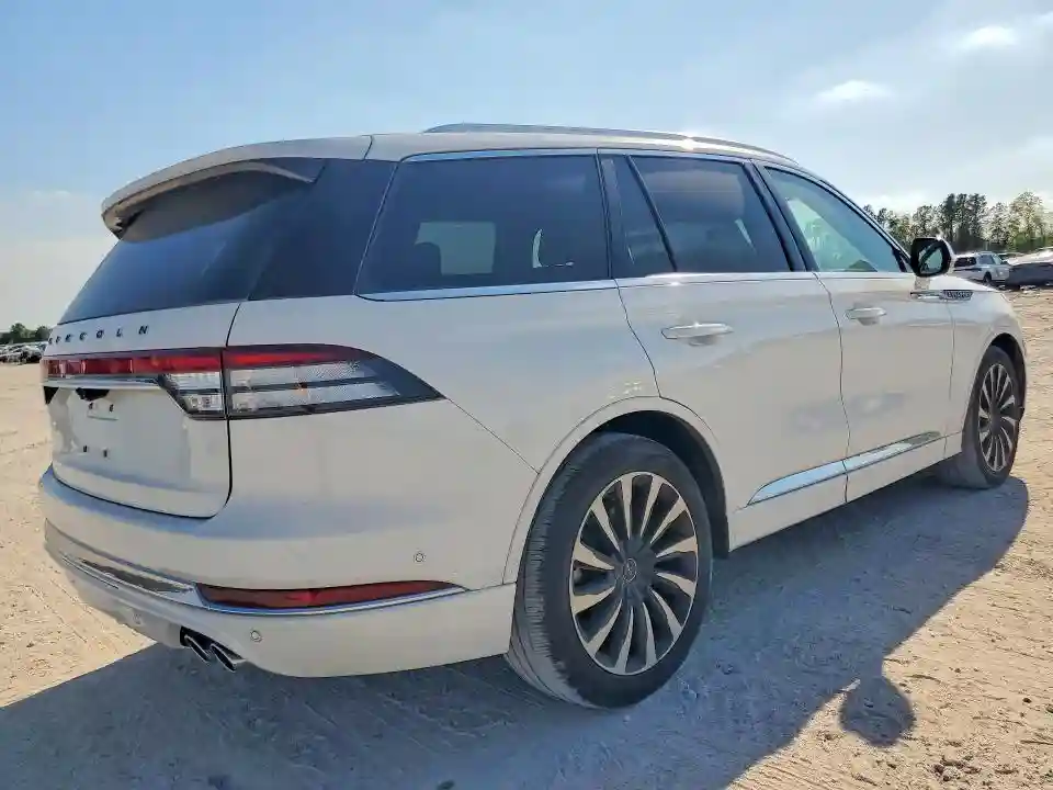 5LMYJ9YY7LGL15526 2020 LINCOLN AVIATOR-2