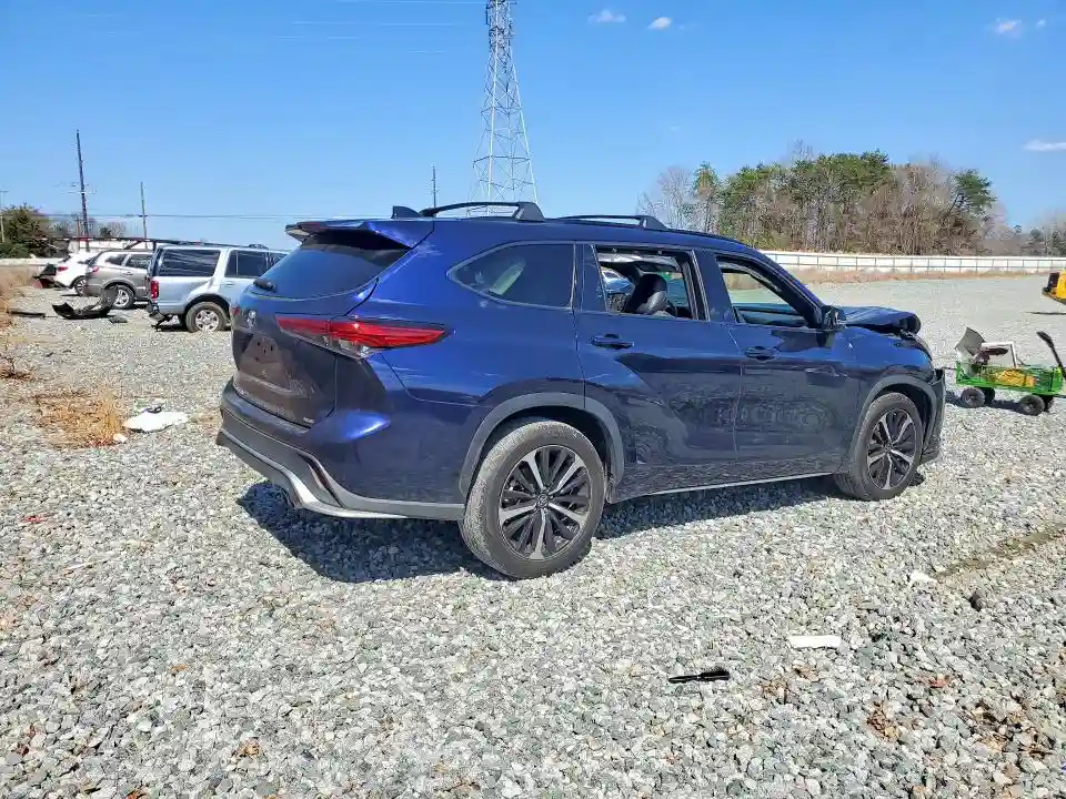 5TDLZRAH1MS075823 2021 TOYOTA HIGHLANDER-2