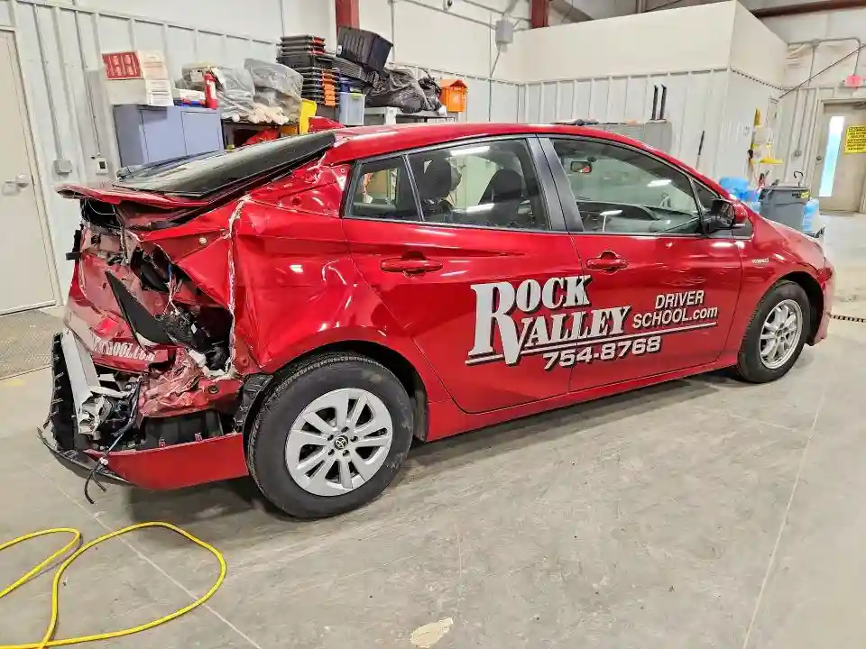 JTDKBRFU0G3530477 2016 TOYOTA PRIUS-2