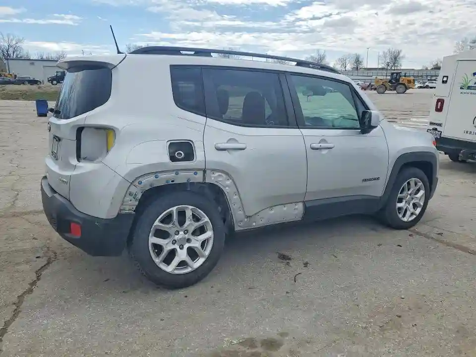 ZACCJABB3JPH57811 2018 JEEP RENEGADE-2