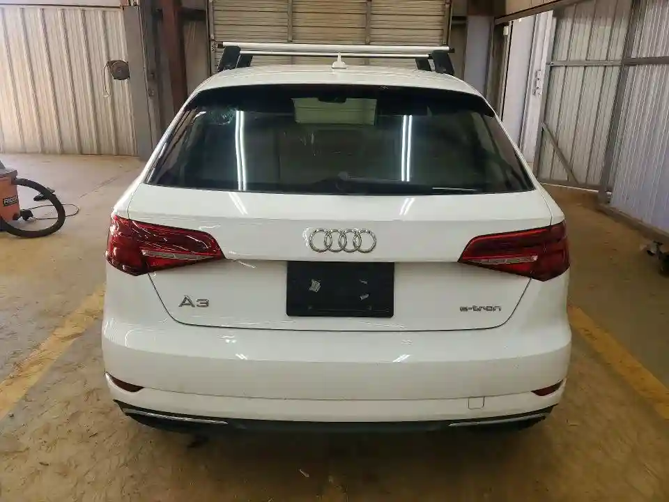 WAUUPBFF5HA074165 2017 AUDI A3-5