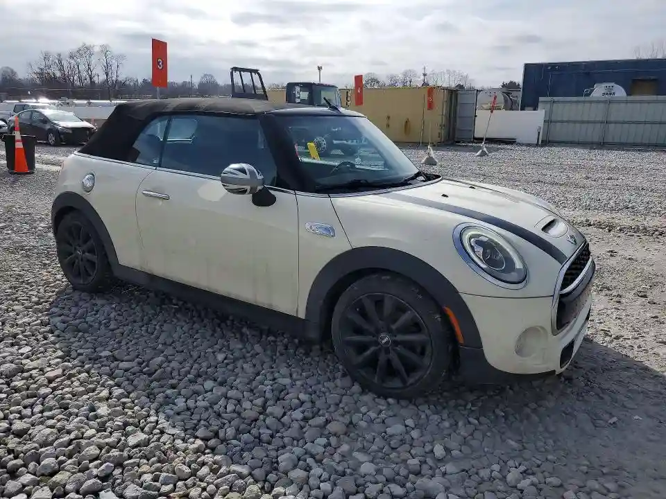 WMWWG9C50J3C82478 2018 MINI COOPER-3