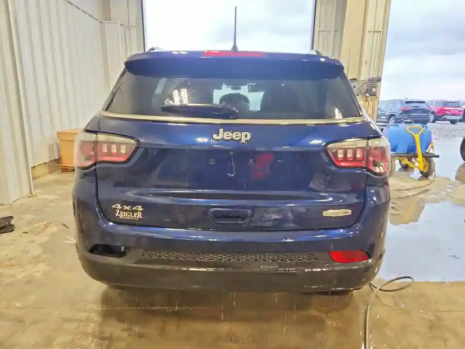 3C4NJDBB2JT342420 2018 JEEP COMPASS-5