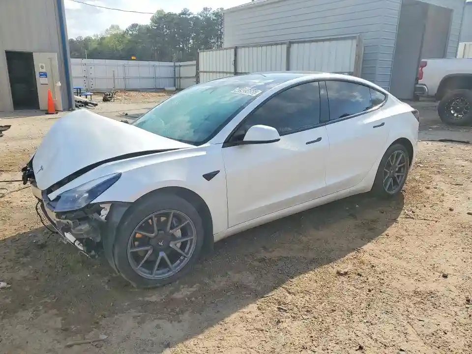 5YJ3E1EA1PF559848 2023 TESLA MODEL 3-0