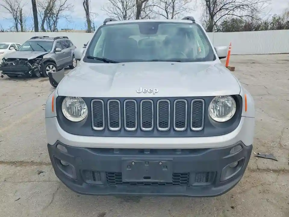ZACCJABB3JPH57811 2018 JEEP RENEGADE-4