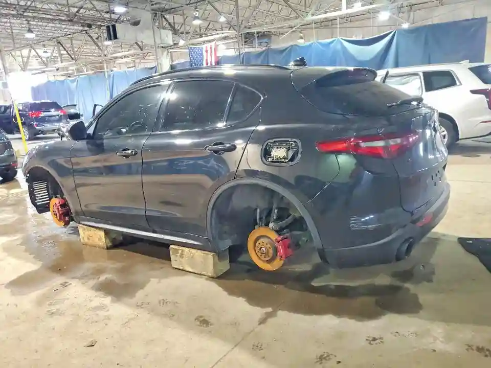 ZASPAKBN3K7C41519 2019 ALFA ROMEO STELVIO-1