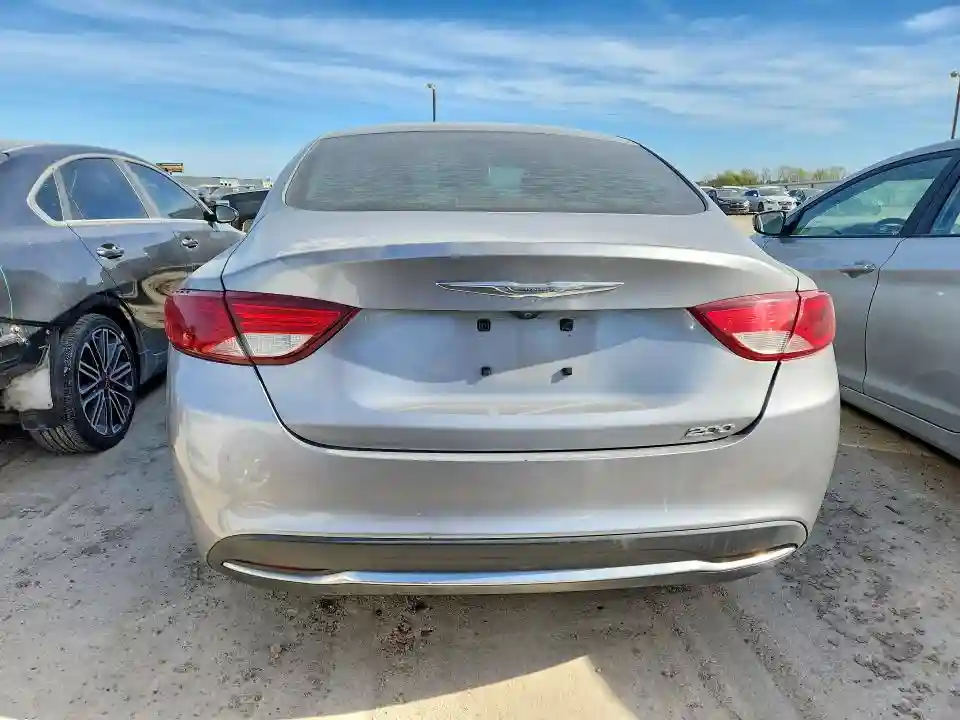 1C3CCCAB1GN128884 2016 CHRYSLER 200-5