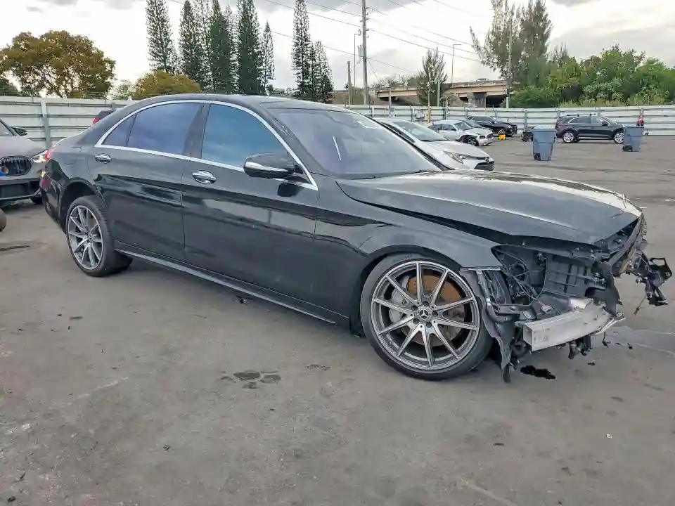 WDDUG6GB8JA352218 2018 MERCEDES-BENZ S-CLASS-3