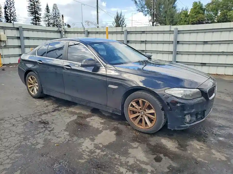 WBA5A5C5XGD528460 2016 BMW 5 SERIES-3