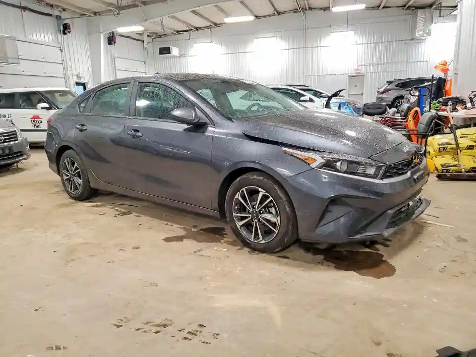 3KPF24AD6RE768339 2024 KIA FORTE-3