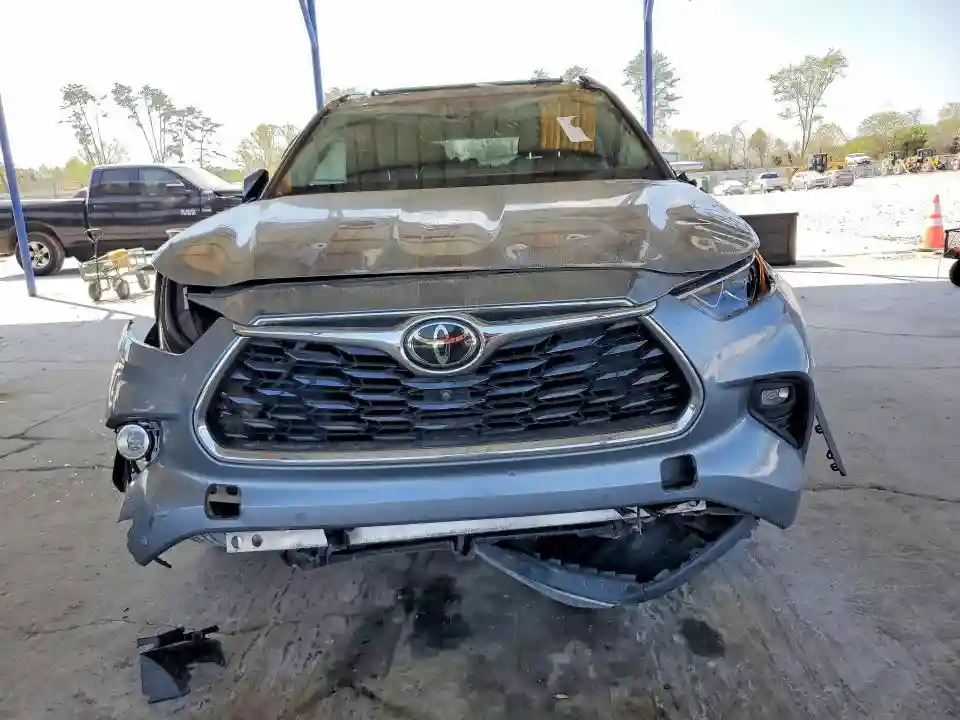 5TDFZRBH8LS033465 2020 TOYOTA HIGHLANDER-4