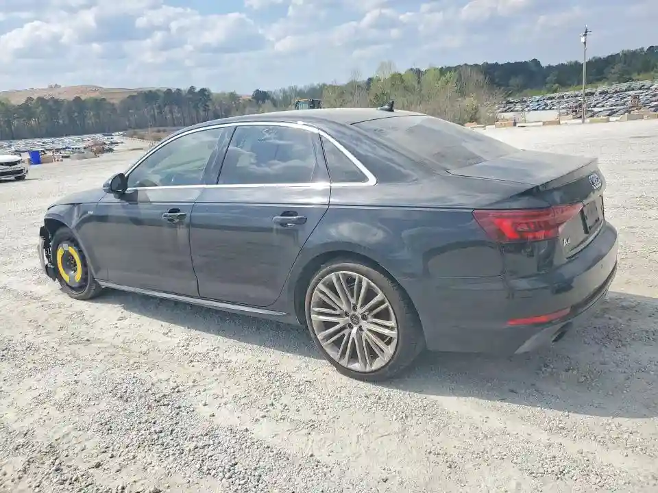 WAULMAF46JA145893 2018 AUDI A4-1