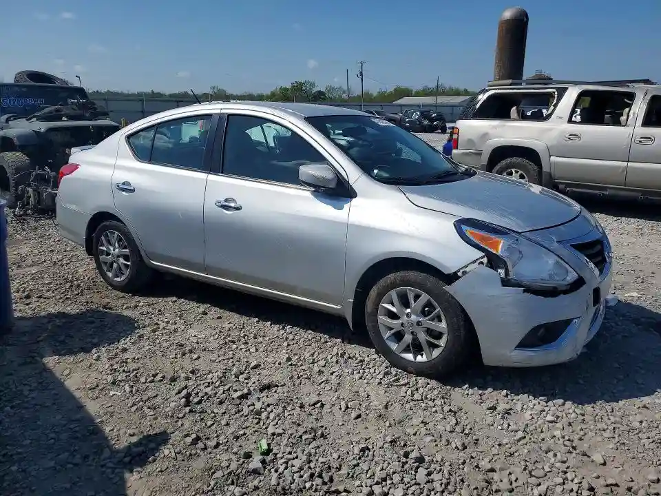 3N1CN7APXHL898398 2017 NISSAN VERSA-3