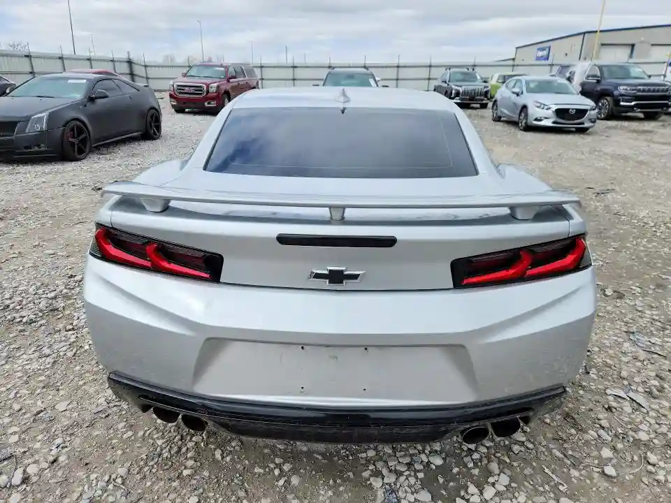 1G1FE1R77J0186339 2018 CHEVROLET CAMARO-5