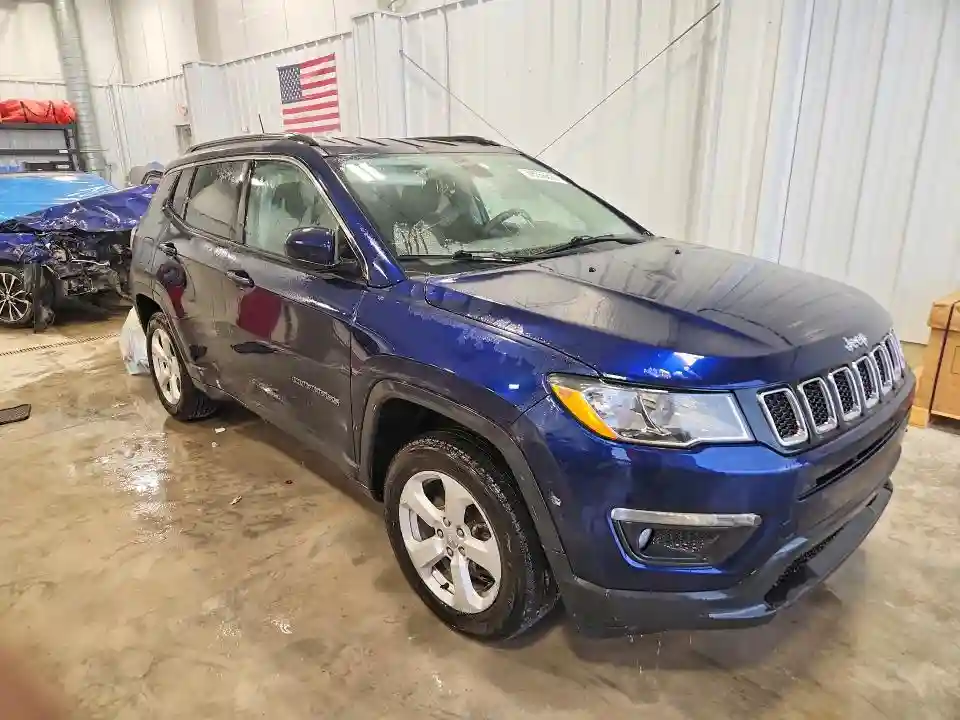 3C4NJDBB2JT342420 2018 JEEP COMPASS-3