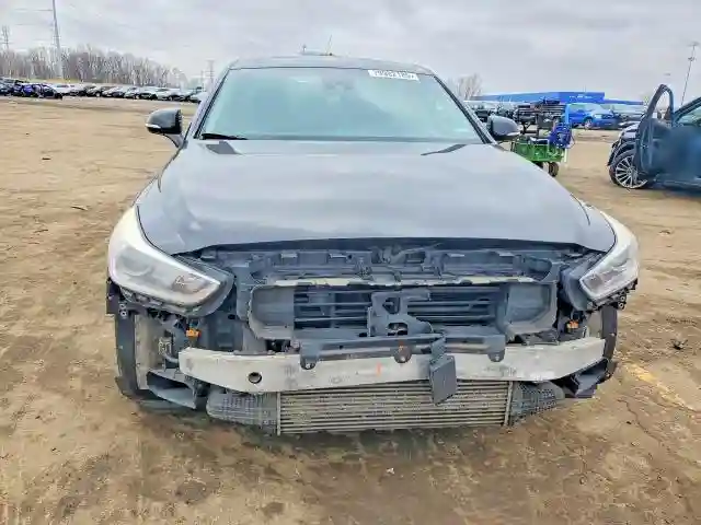 KMTF34JA7KU056840 2019 GENESIS G90-4