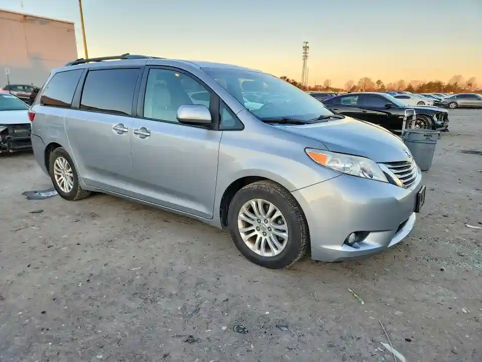 5TDYK3DC4FS608189 2015 TOYOTA SIENNA-3